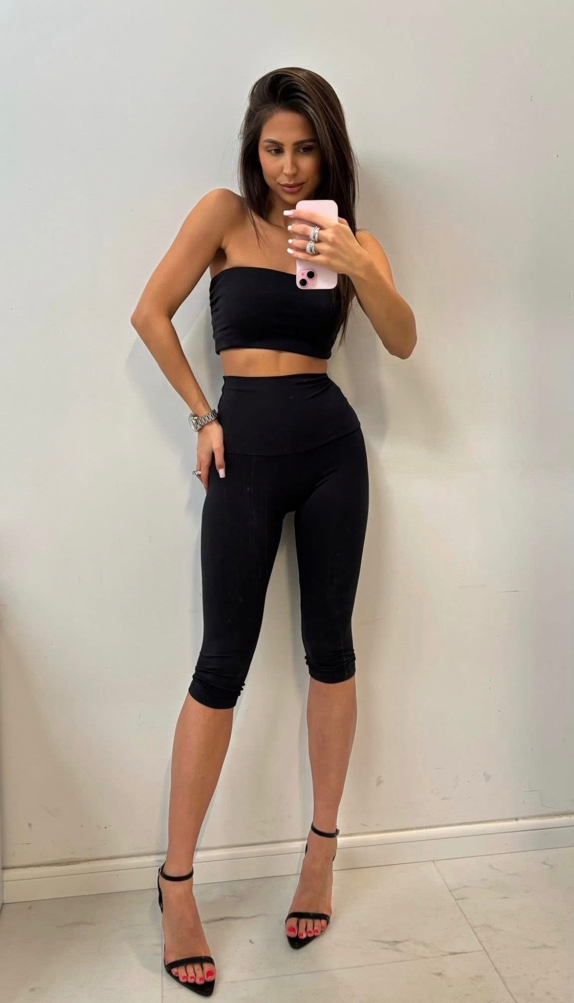 Lui High-Waisted Capri Leggings in Black, full-length front view